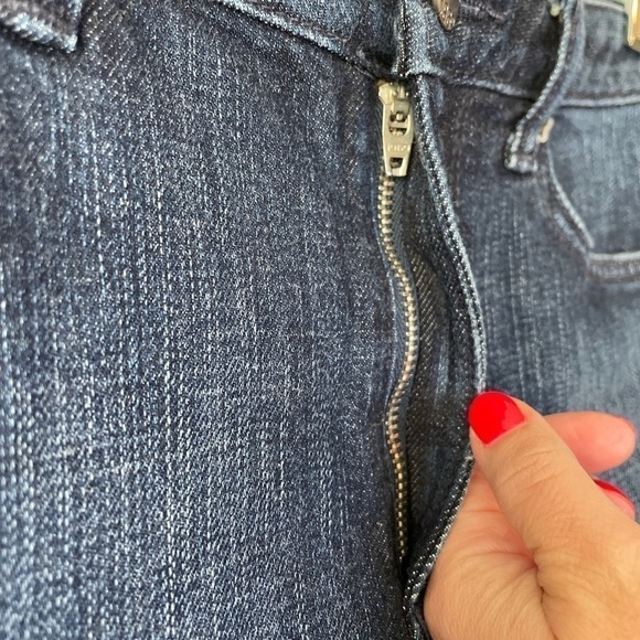 Gap Maddie Slim Cut Offs Jean Shorts Dark‎ Wash 28R - Picture 8 of 16